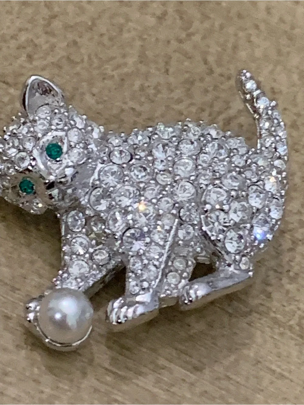 Swarovski Silver Crystal Kitten Cat Brooch with Pearl Accent